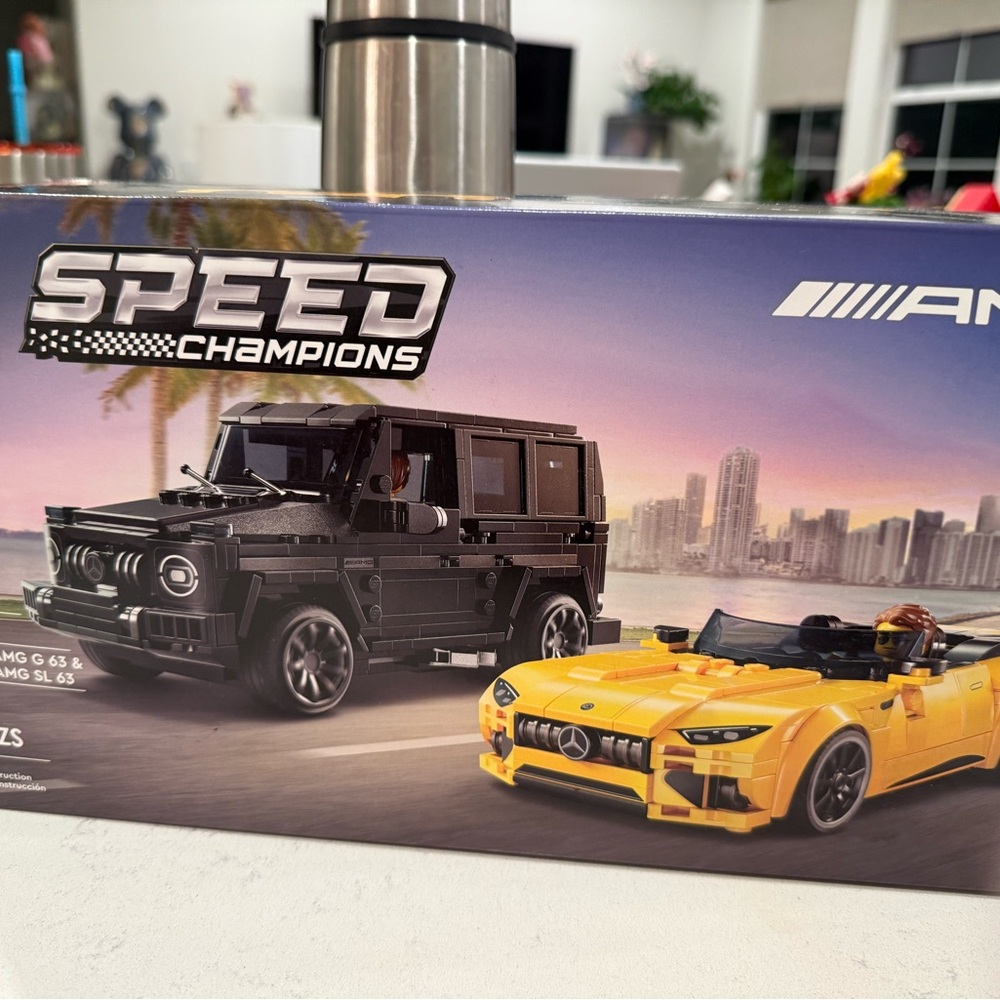 Lego Speed Champions AMG Set - Black and Yellow